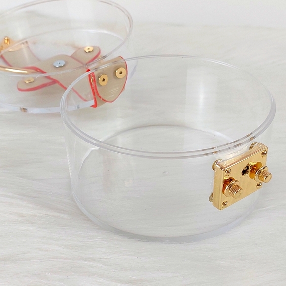 Acrylic Handbag - Picture 6 of 8